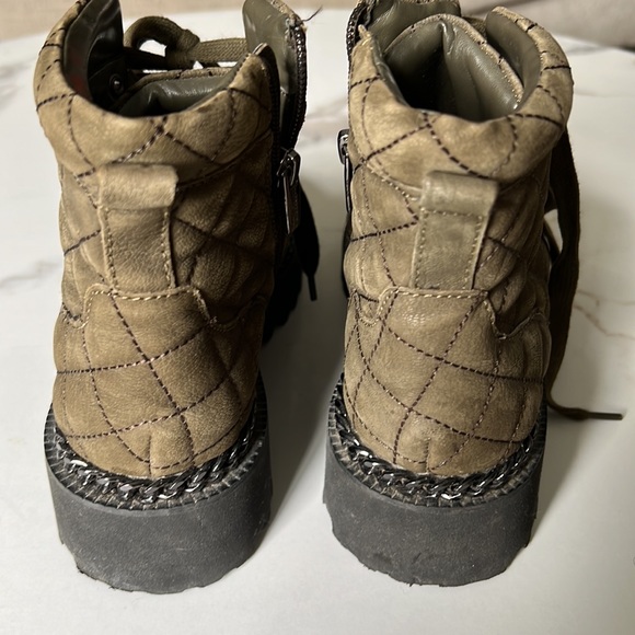 Vine Camuto quilted combat boots - Picture 5 of 5